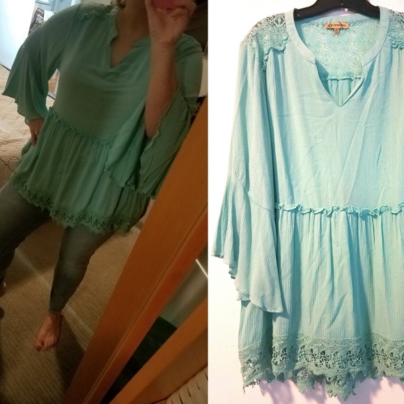 Democracy Tops - Democracy Flounce Sleeve Crochet Trim Peasant Top